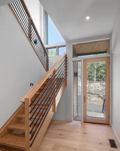 Staircases & handrails
