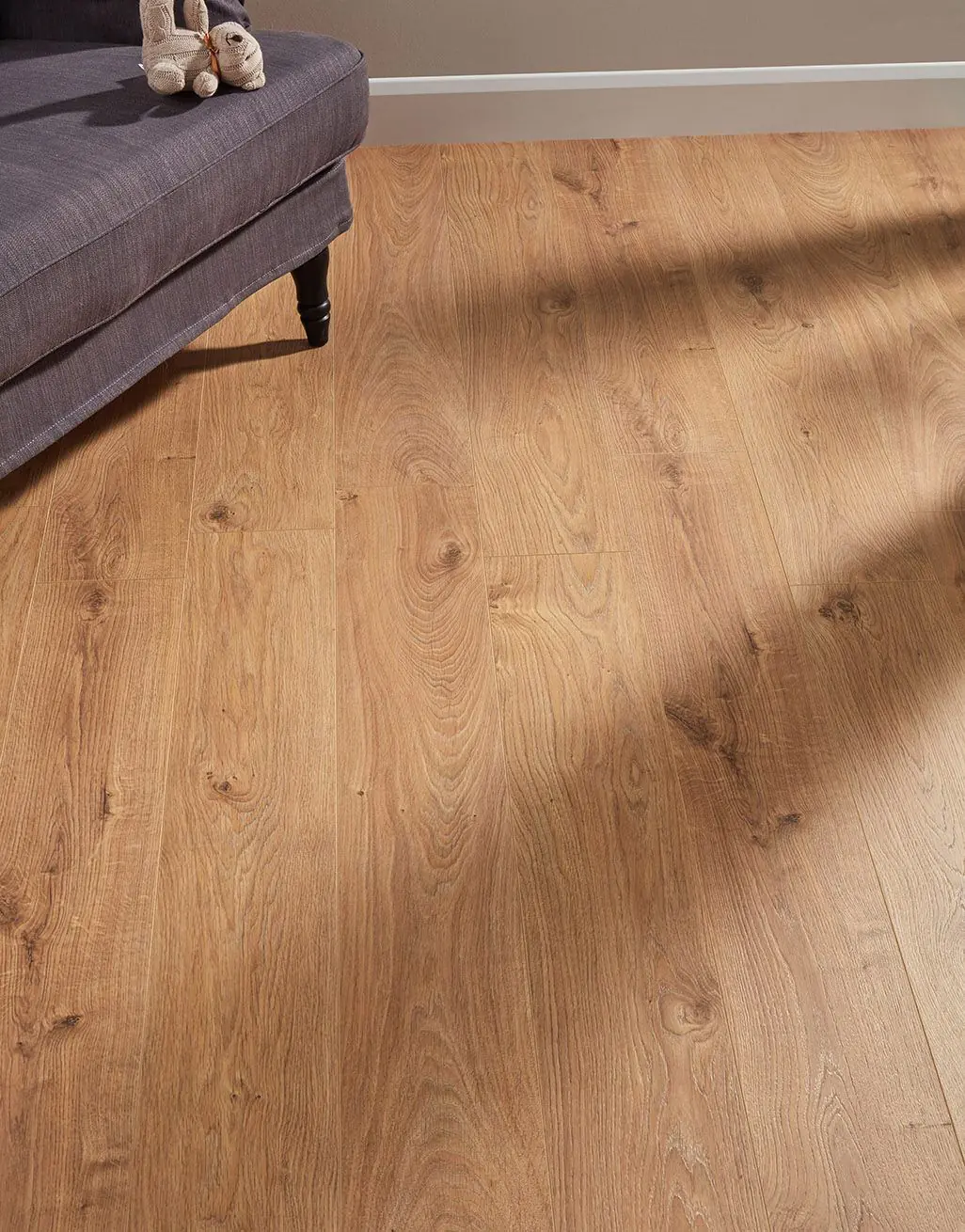 Villa Atlas Oak Natural Laminate Flooring